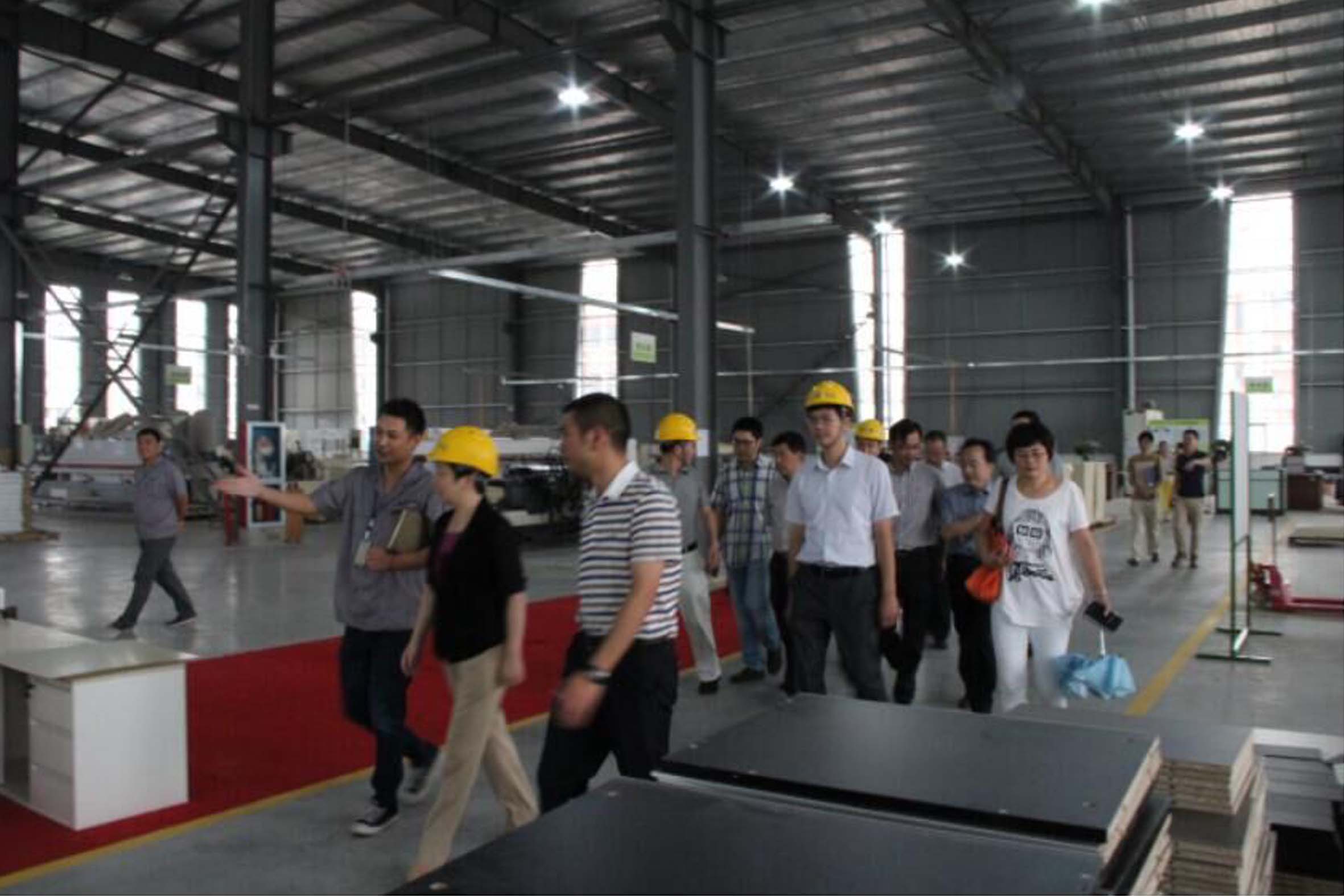 南京辦公家具廠家南京附近辦公家具廠家哪家好，南京優(yōu)質(zhì)辦公家具廠家