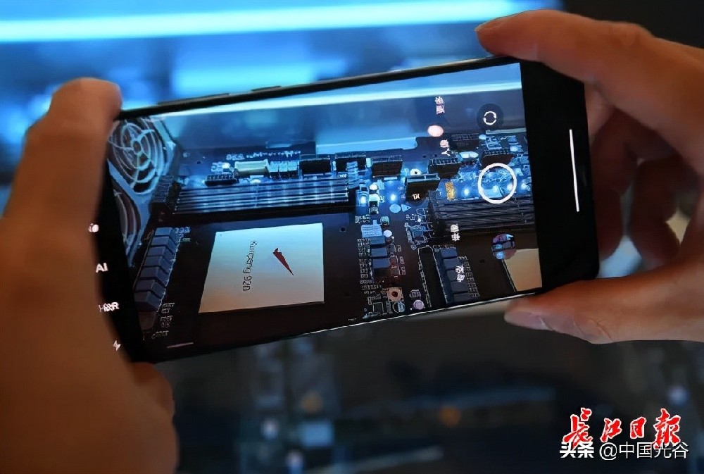 實(shí)際算力需求超過200P，武漢人工智算中心建設(shè)運(yùn)營速度全國領(lǐng)先