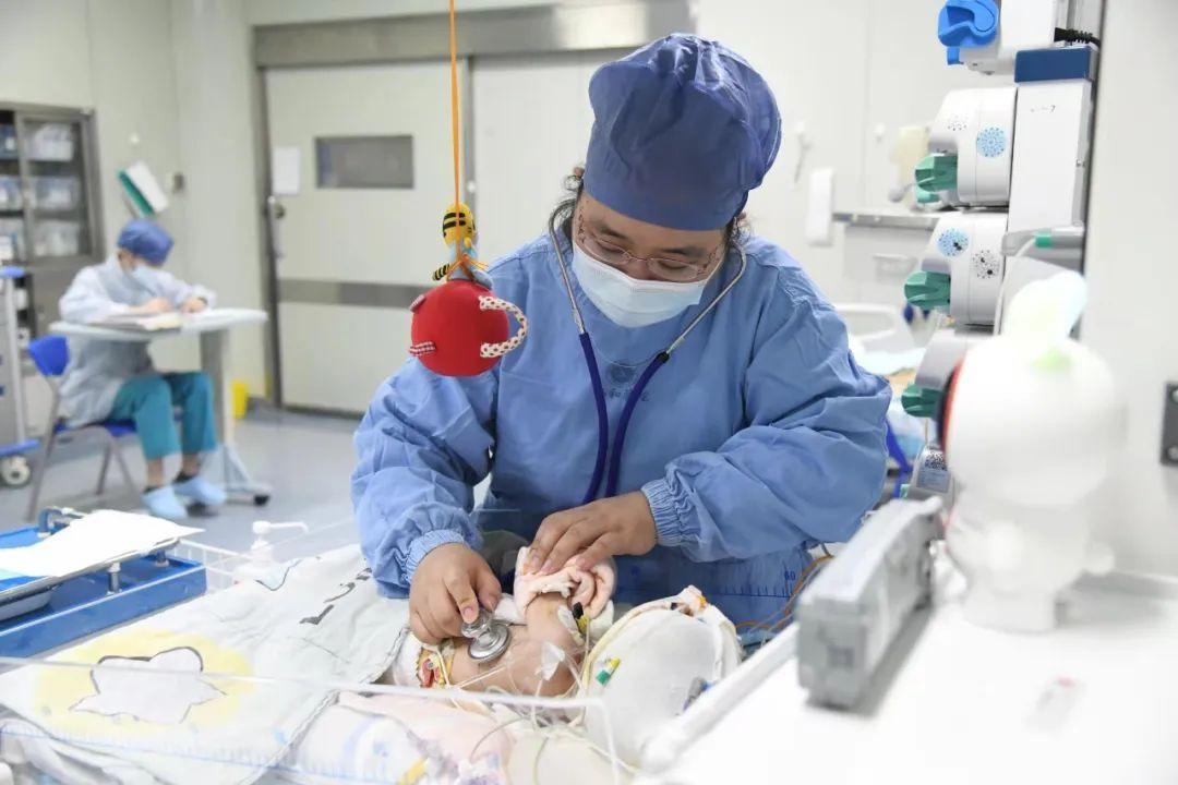 早安武漢｜羨慕！連抽油煙機都幫洗了……武漢這個區54個老舊小區進場改造